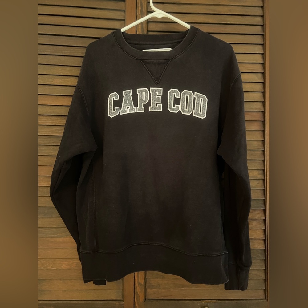 Black Cape Cod Sweatshirt